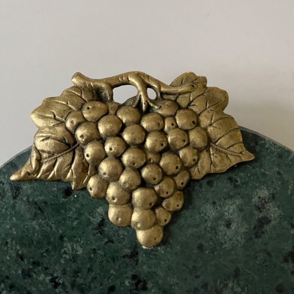 Green Marble Tray / Cheese Board with Gold Grapes - Picture 2 of 4